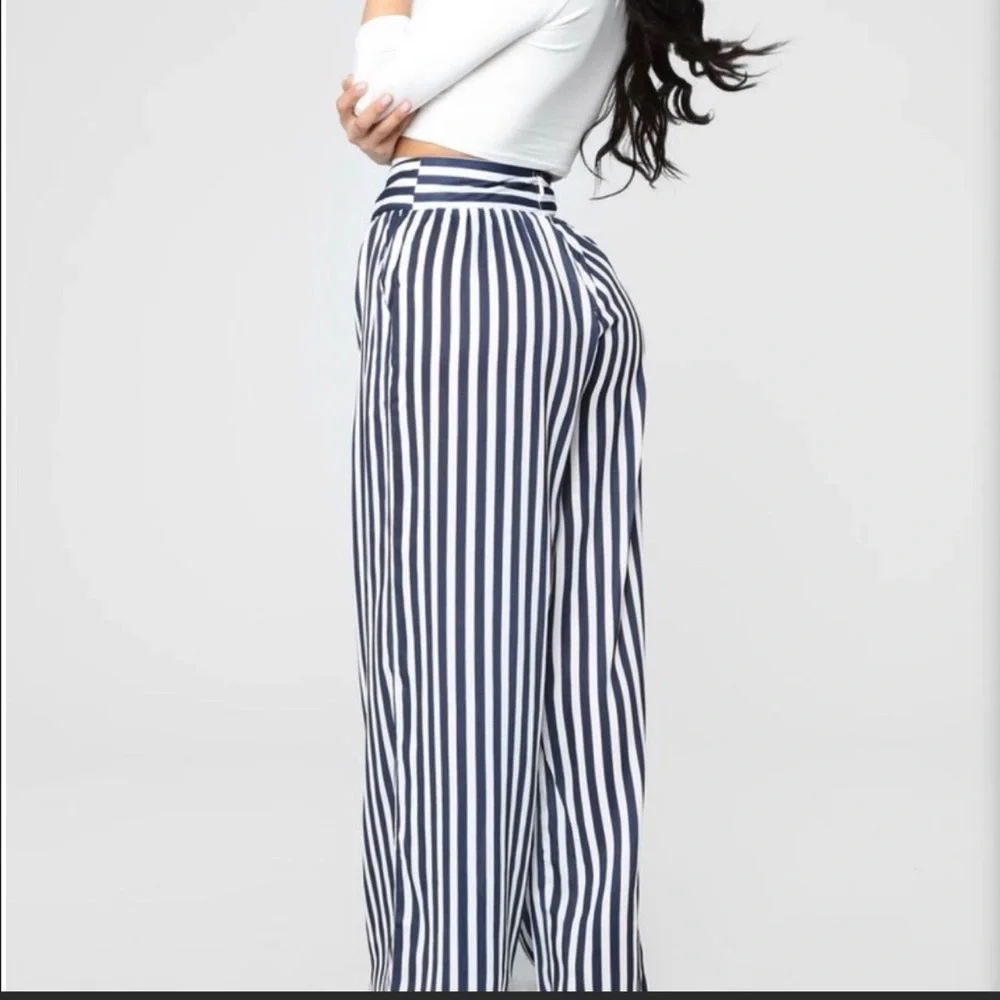 Pants - Picture 2 of 9